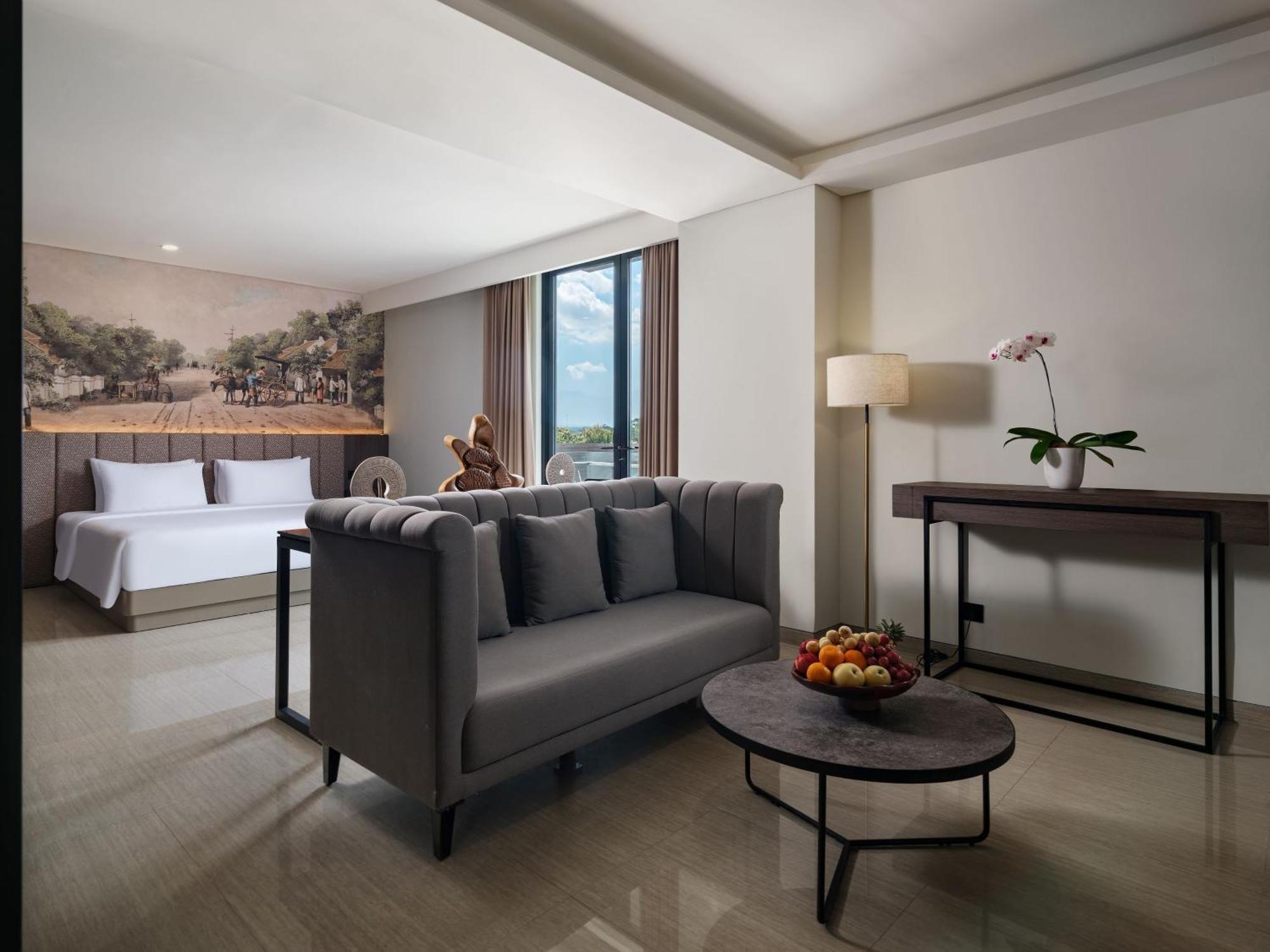 Hotel Santika Blitar Kültér fotó
